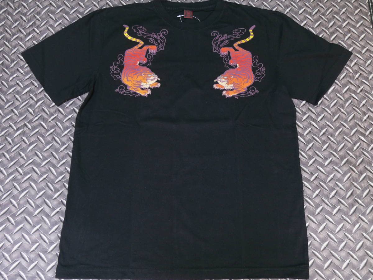 Amazon.co.jp: 龍が如く クロヒョウ2 CROPPED HEADS コラボ 半袖 T